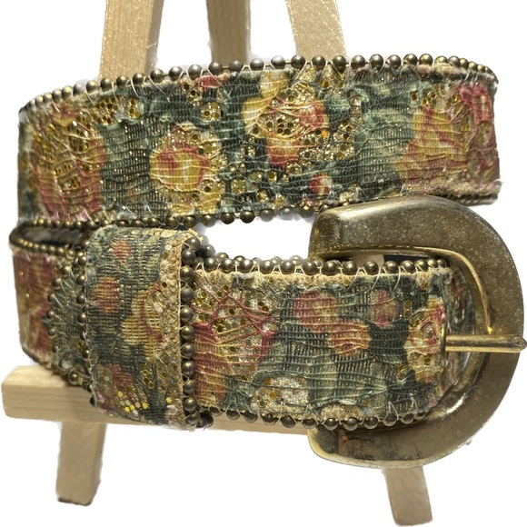 Source Unknown Accessories - Vintage Style Floral Belt
